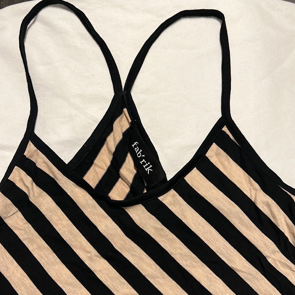 Fab’rik brand small slanted diagonal stripe tank. Casual super cute.